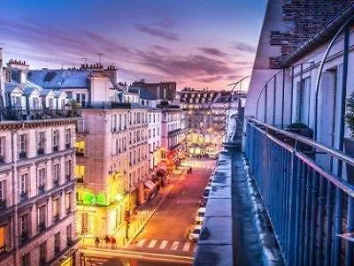 Opéra Marigny Hotel