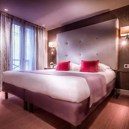 Opéra Marigny 4* París