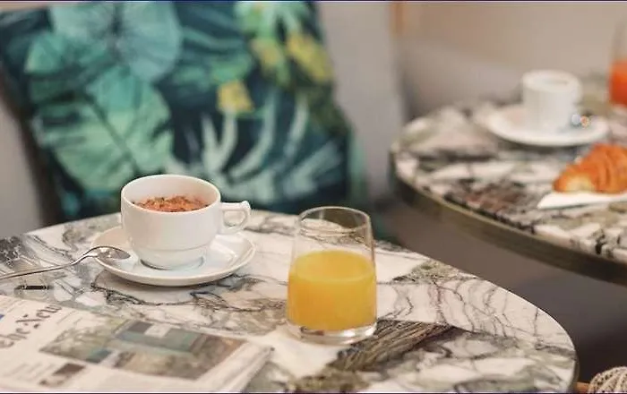 Hotel Opera Marigny Paris