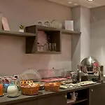 أوبرا ماريجني فندق