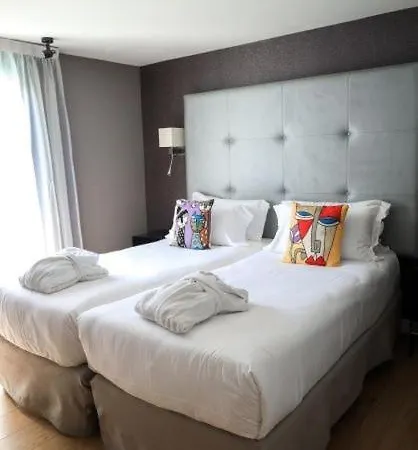 麦里格尼剧院酒店 酒店