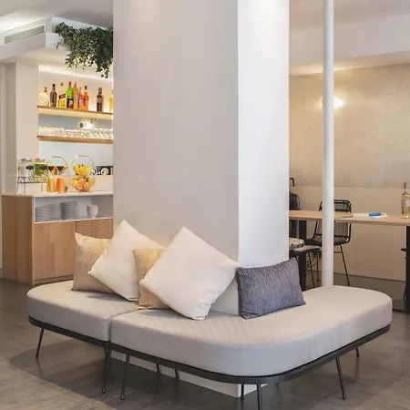 Opéra Marigny Hotel Paris