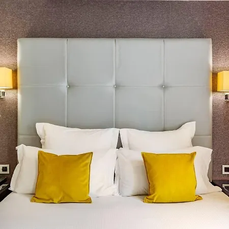 麦里格尼剧院酒店 酒店 4*