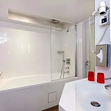 Opera Marigny 4* Paris