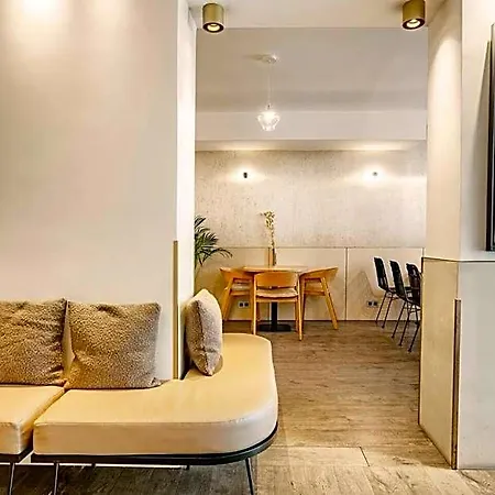 Opera Marigny 4* Paris