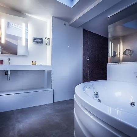 오페라 마리니 호텔