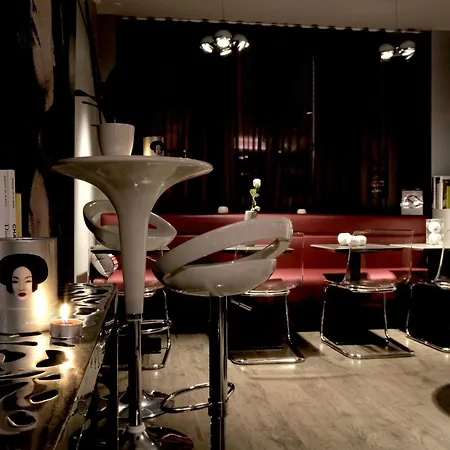 오페라 마리니 4*