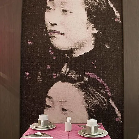 麦里格尼剧院酒店 酒店 4*