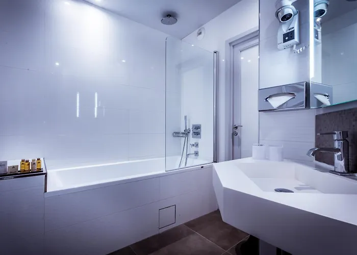 Opera Marigny 4* פריז