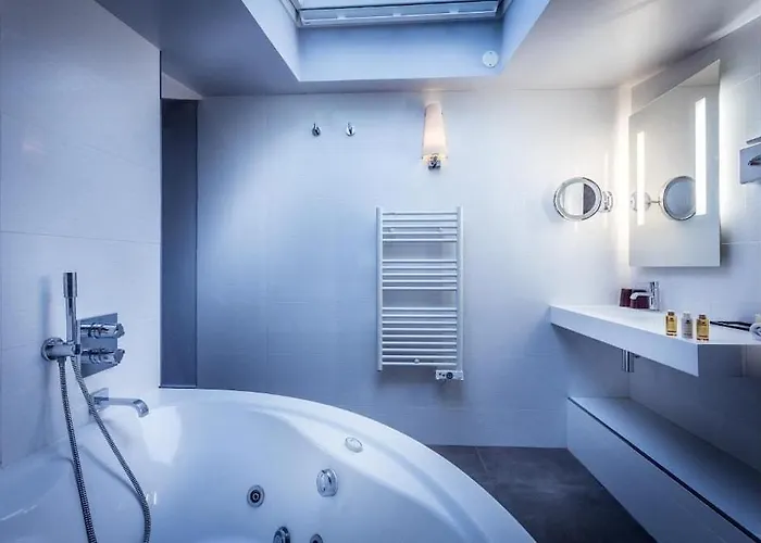 Opera Marigny Szálloda Párizs