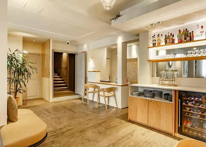 Opera Marigny 4*
