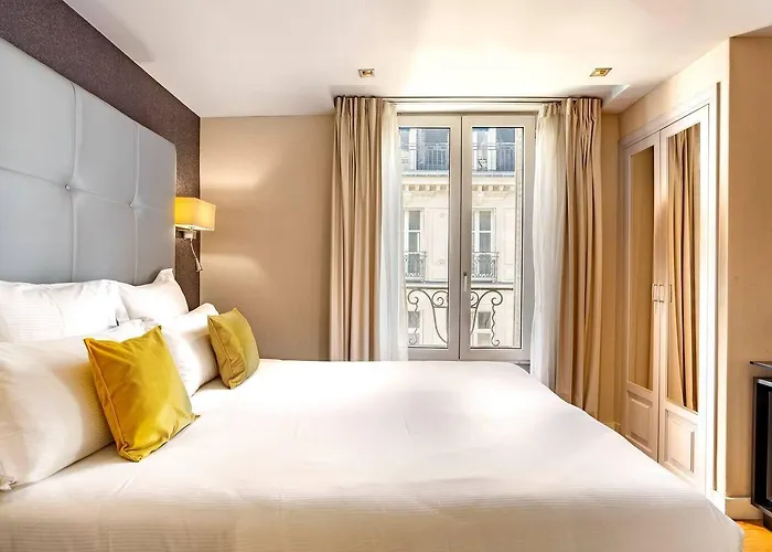 Opera Marigny 4* Párizs