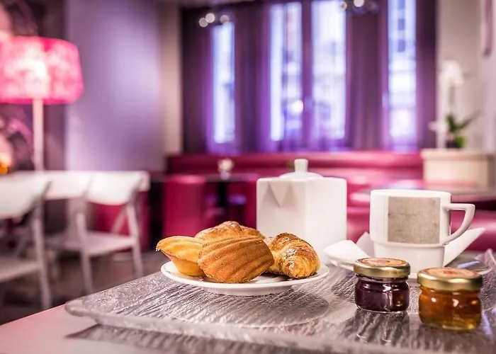 Opéra Marigny Hotel