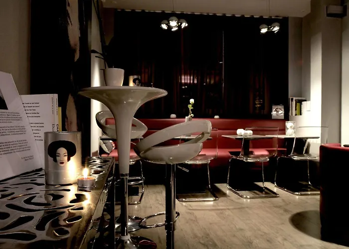 Opera Marigny 4*