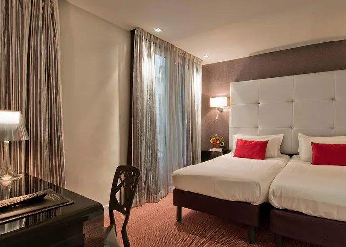 Opéra Marigny Hotel Paris