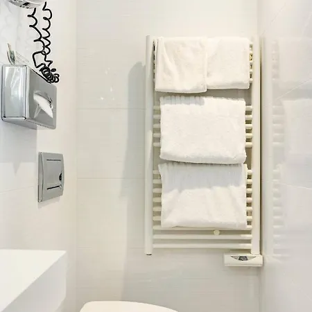 Hotel Opera Marigny Paris