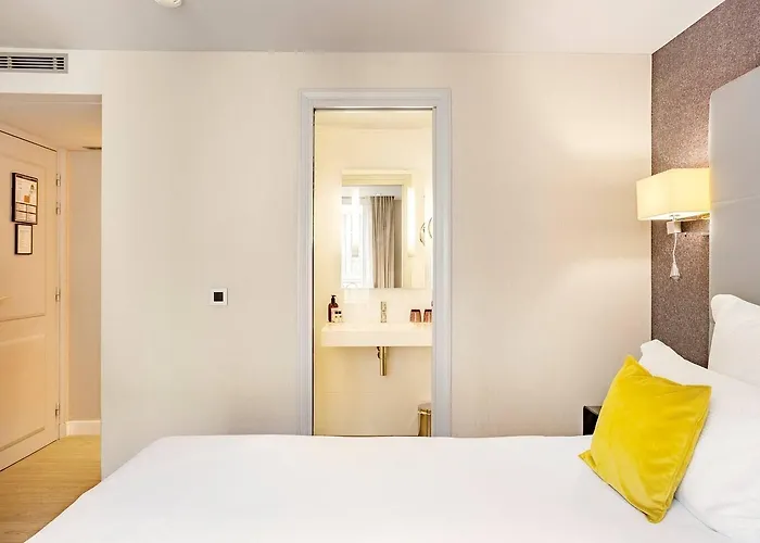 Opera Marigny Hotel Paris